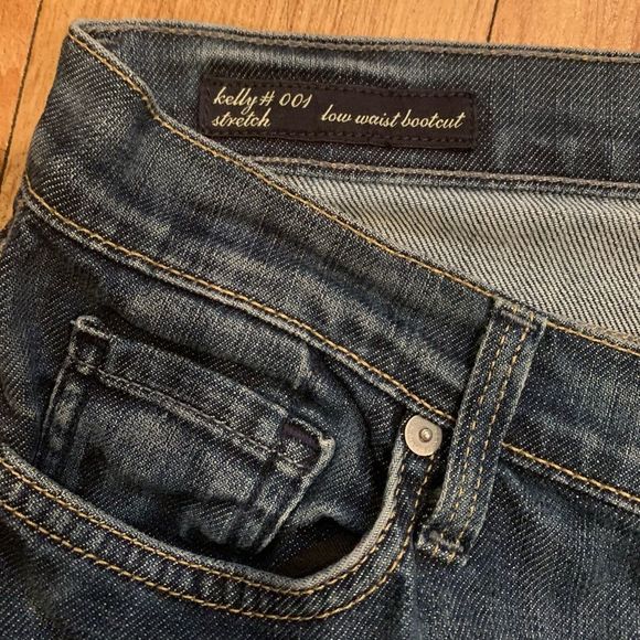 Citizens of Humanity Kelly #001 Stretch
Low waist Bootcut size 30
EUC - Picture 10 of 16